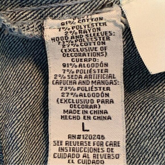 WALLFLOWER JEAN JACKET WOMEN LARGE BLUE DENIM CROP STRIPED KNIT ARM HOOD. - Picture 9 of 15